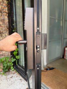 Locksmith Chicago east side 60617